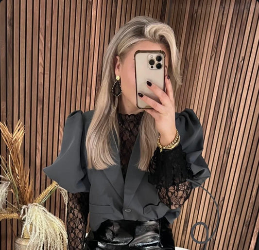Cropped blazer